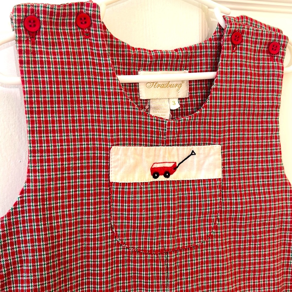 Boys Strasburg Christmas Romper with Wagon Detail. Size 3Y.